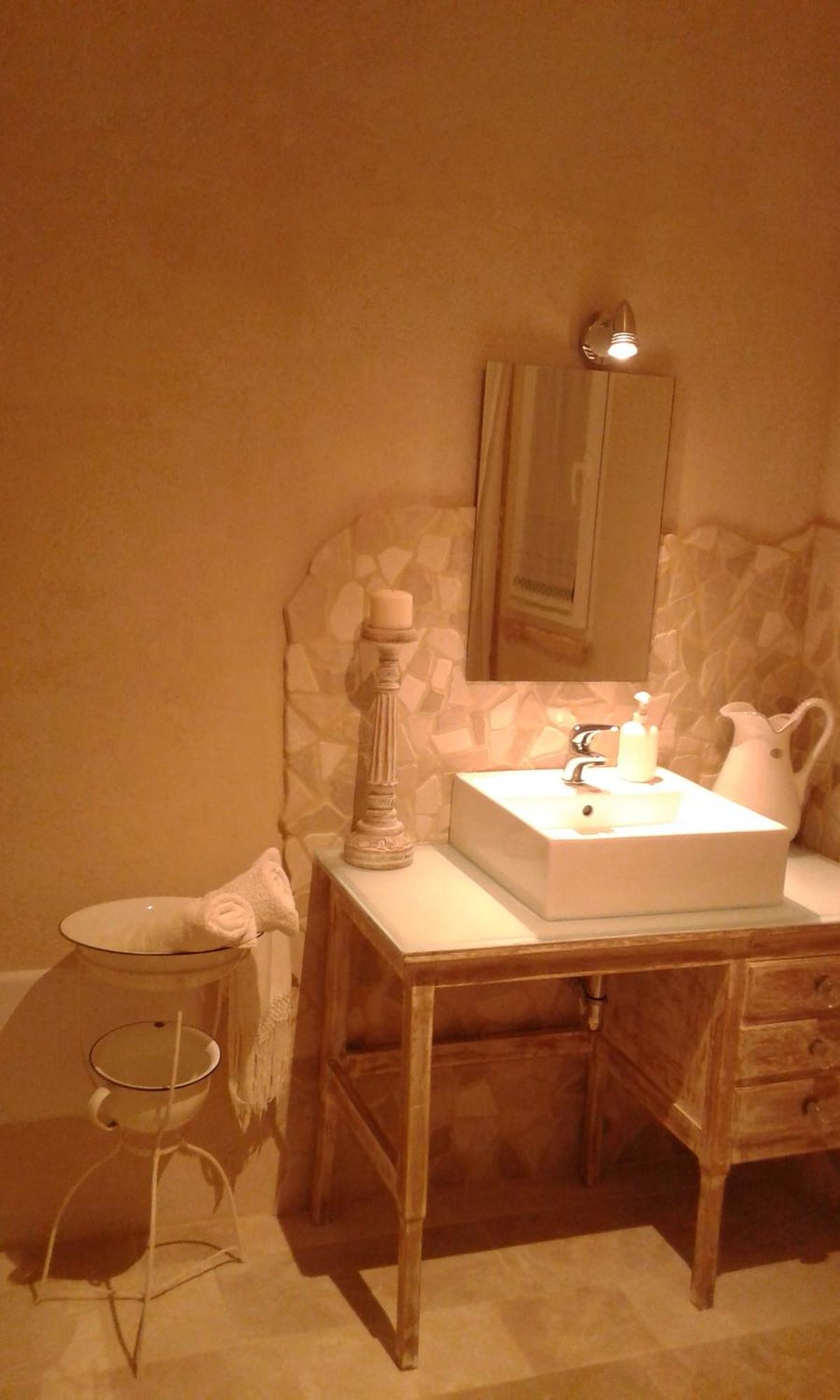 Holiday Home Trullo Antico Ostuni Ruang foto