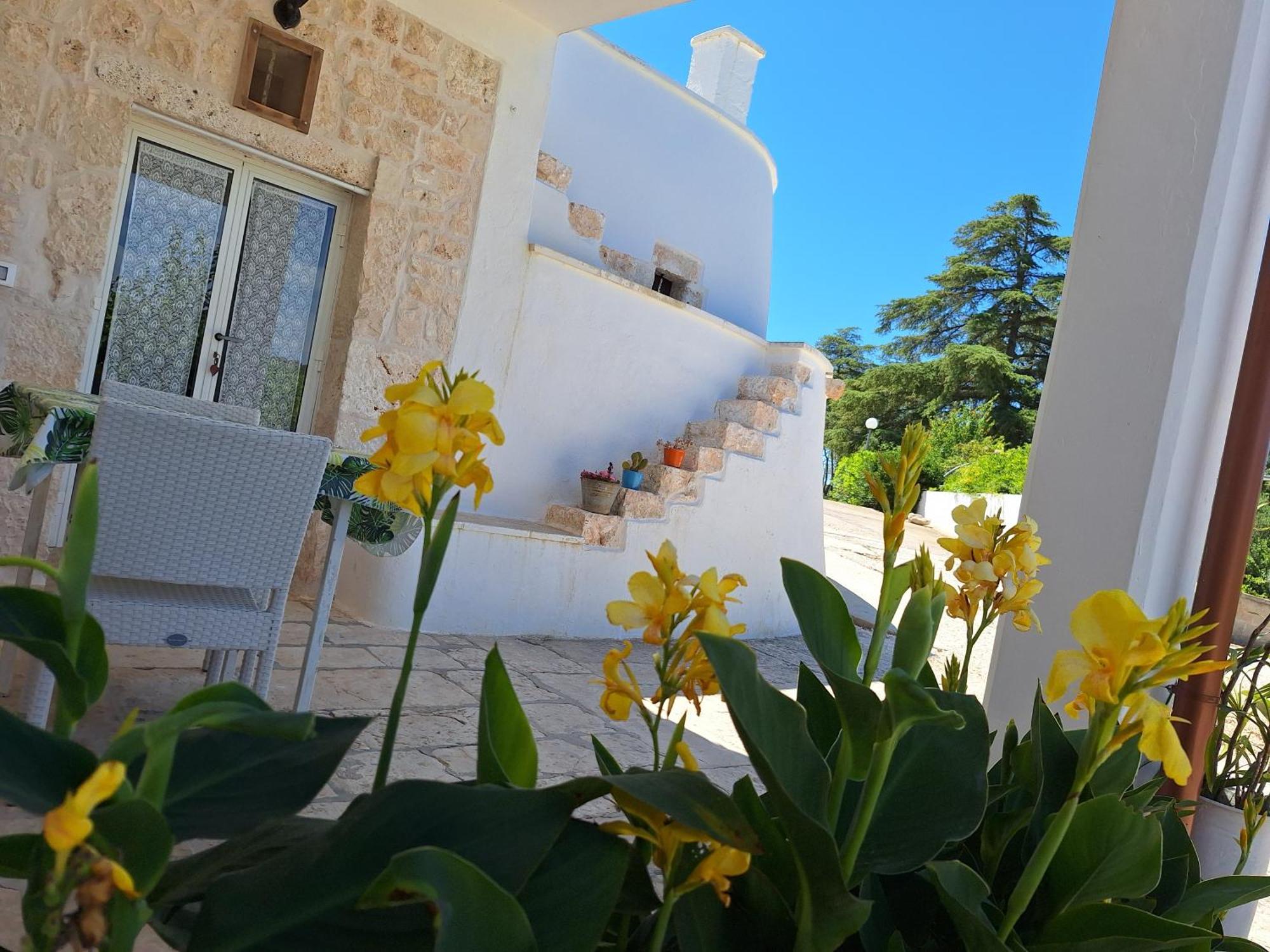 Holiday Home Trullo Antico Ostuni Bagian luar foto