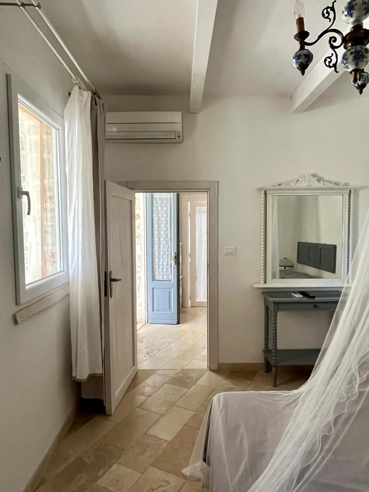 Holiday Home Trullo Antico Ostuni Bagian luar foto