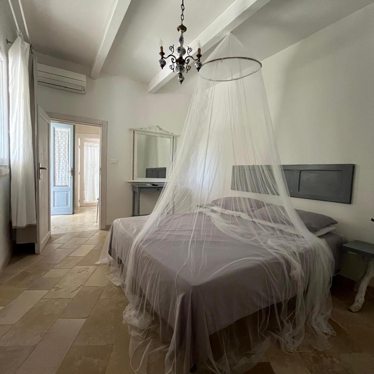 Holiday Home Trullo Antico Ostuni Bagian luar foto